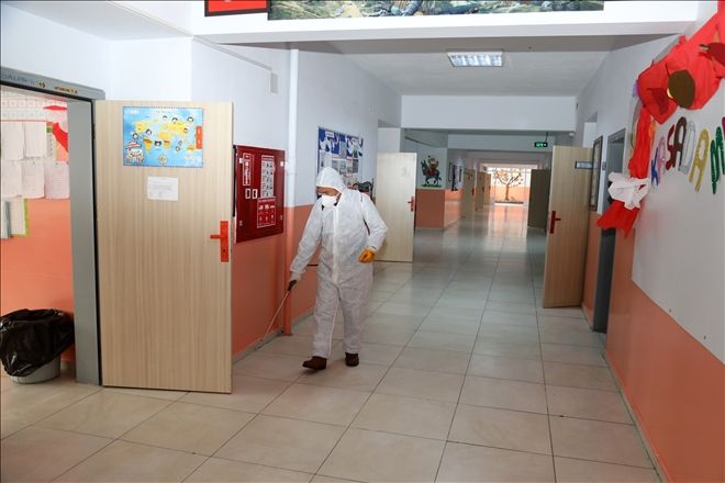 Talas´ta okullar ilaçlandı 