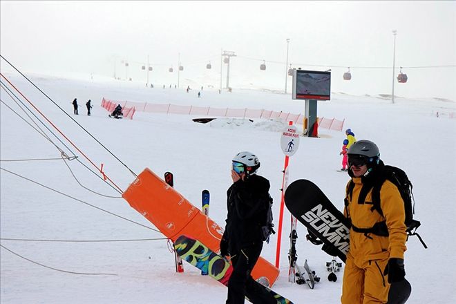 Turistler Erciyes´te vakit geçirmiyor 6 bin yıllık medeniyetin izini sürüyor