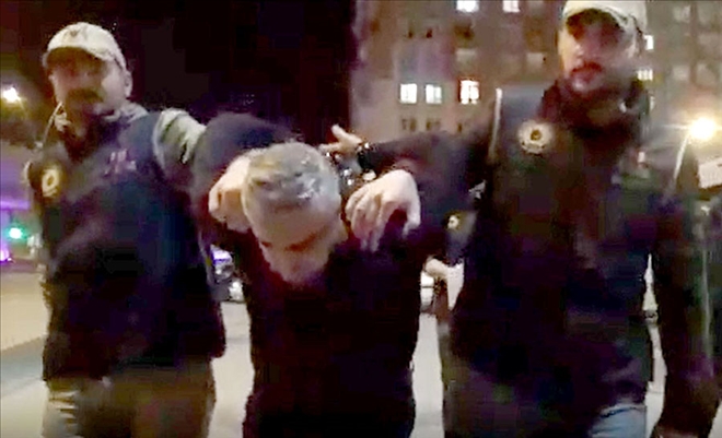 Polise dehşeti yaşatan FETÖ´cü iş adamına 12 yıl hapis 