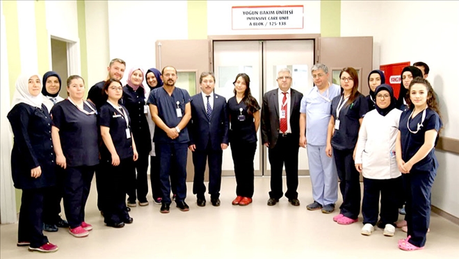 ŞİFA VEREN ELE VEFA İSTİYORUZ