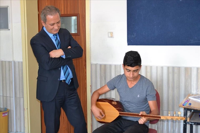 Milli Eğitim Müdürü Ekinci, Güzel Sanatlar Lisesi´ni ziyaret etti 