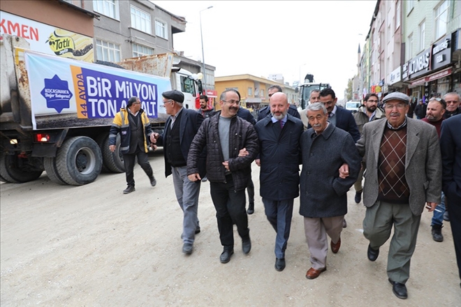 Kocasinan Belediyesi 44 ayda 1 milyon ton asfalt serdi 