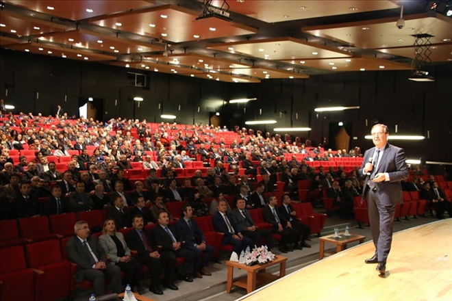 Okul müdürlerine 2023 Eğitim Vizyonu ve Eğitimde Dönüşüm konferansı verildi 