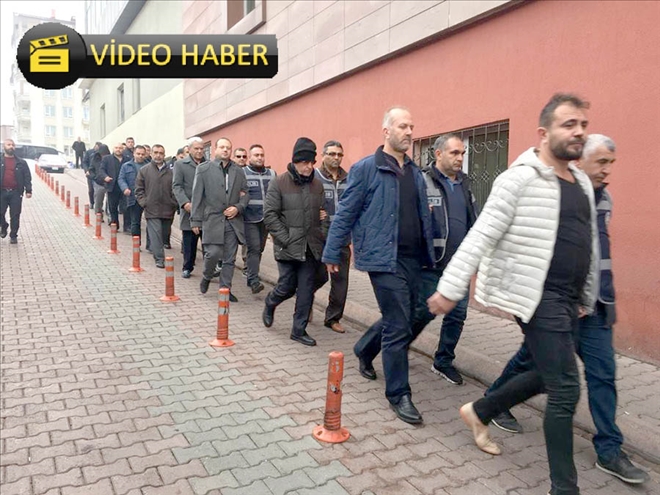 FETÖ´den gözaltına alınan 11 iş adamı adliyede 