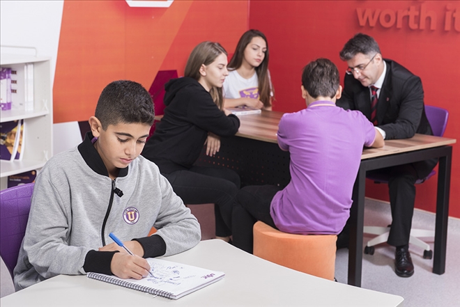 Uğur´da Akademik, Sosyal ve Kişisel Gelişim takip ediliyor