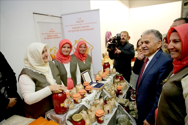 Mel-Mek kurs öğrencilerin ürünleri kermeste 
