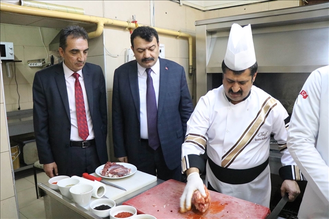 Önce hünerlerini sergilediler, sonra belgelerini aldılar 