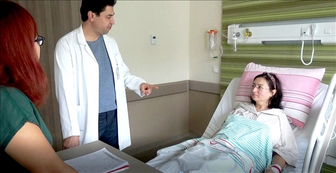 Karın ağrısı şikayetiyle geldi, karnından 6 kiloluk kitle çıktı 