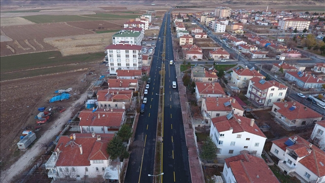 Develi´de ana caddelerde sıcak asfalt çalışmaları tamamlandı 