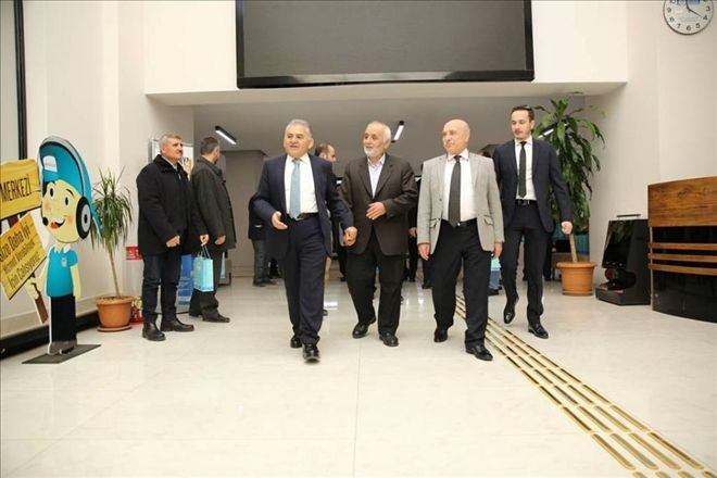 Başkan Büyükkılıç STK´lara Belediye çalışmalarını anlattı 