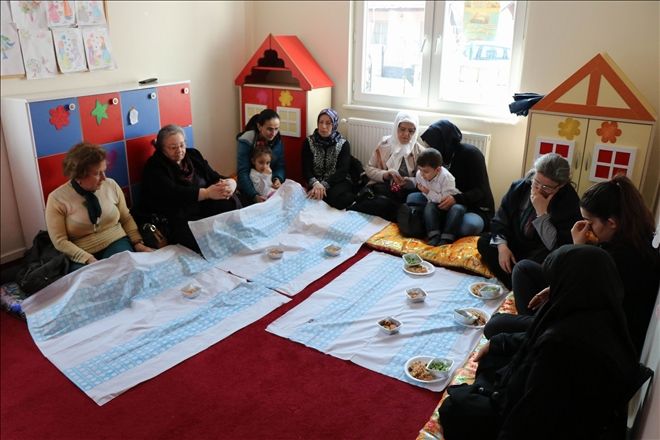Bağımsız Doğu Türkistanlılar Derneği´nde ´pilav günü´ 