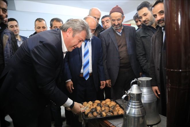 Başkan Palancıoğlu mahalle ziyaretlerine devam ediyor 