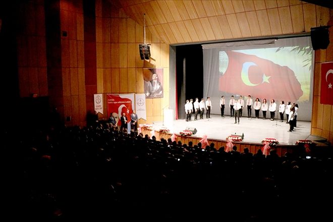 Milli Şair Mehmet Akif Ersoy Kayseri´de anıldı 