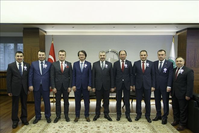 Muhasebeciler Başkan Çelik´i ziyaret etti 