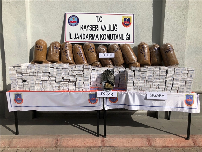 Jandarmadan kaçak sigara ve tütün operasyonu 