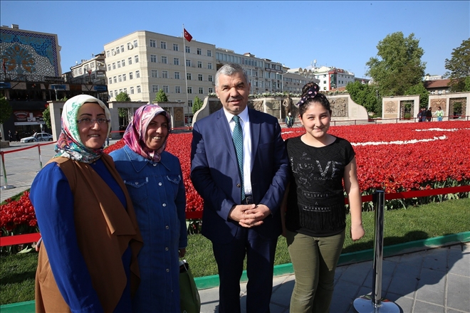 Rekor bayrağa ilgi bitmiyor 