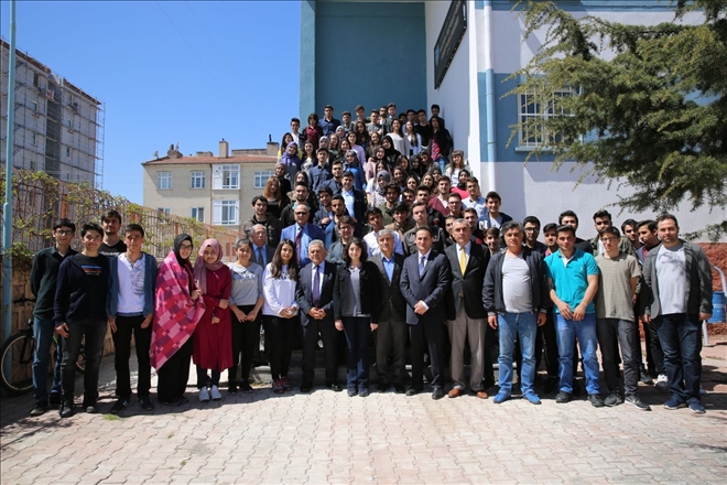 Başkan Büyükkılıç liselilerle buluştu 