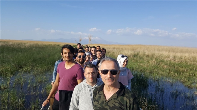 Sultan Sazlığı Kuş Cenneti´ne ziyaretçi akını 