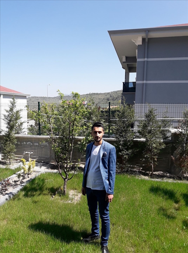 27 yaşındaki genç boş arazide tabanca ile intihar etti 