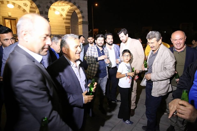 Başkan Büyükkılıç´a; Erenköy Mahallesinde çay ikramı 