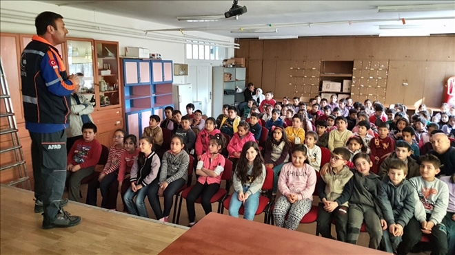 AFAD 15 okulda 3 bin 906 öğrenciye ´Afete Hazır Okul´ eğitimi verdi 
