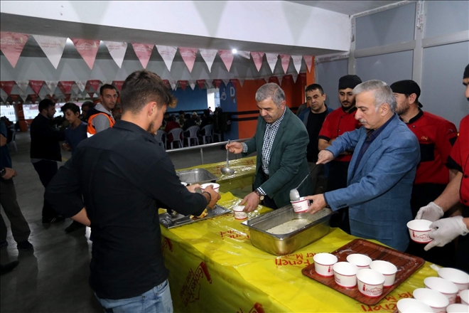 Büyükşehirden iki iftar 
