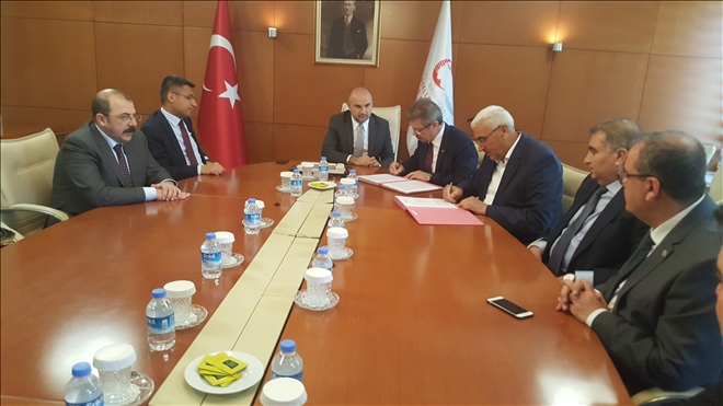Turhal Şeker Fabrikasının Kayseri Şeker´e teslimi yapıldı