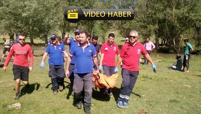 Serinlemek için girdiği ırmakta boğuldu 