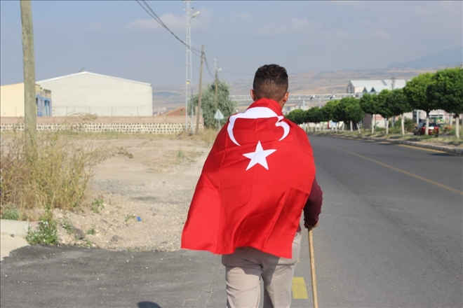 15 Temmuz Demokrasi ve Milli Birlik Günü´nde 47 Kilometre Yürüdü 
