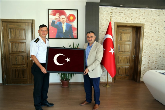 Yüzbaşı Mandar´dan Başkan Cabbar´a veda ziyaret 