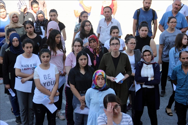 Öğrenciler YKS´de ter döktü