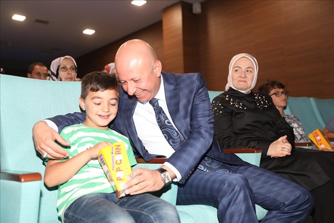 Kocasinan´ın sinema günlerine bu kez çölyaklı aileler misafir oldu 