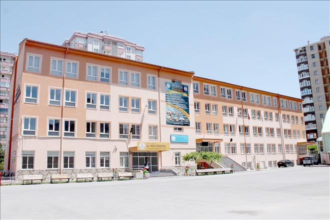 Bu okulda üniversite kazanmak daha kolay 
