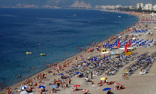 Her 10 turistten biri Antalya´da!