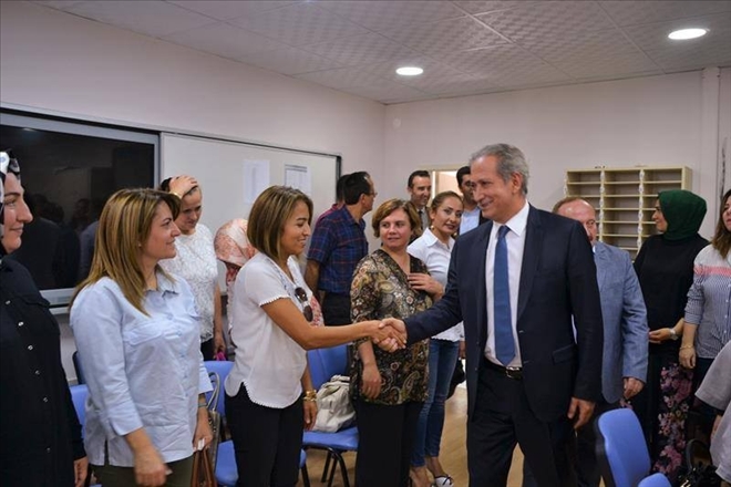 Milli Eğitim Müdürü Ekinci, Kadir Has Ortaokulu´nu Ziyaret Etti 