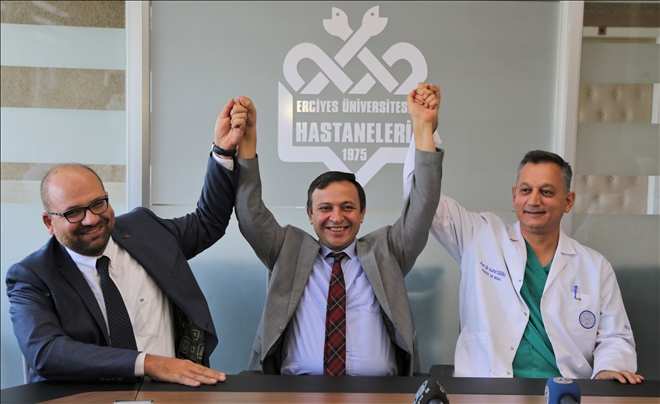 ERÜ Tıp Fakültesi Hastanelerinde başhekimlik devir teslim töreni düzenlendi 