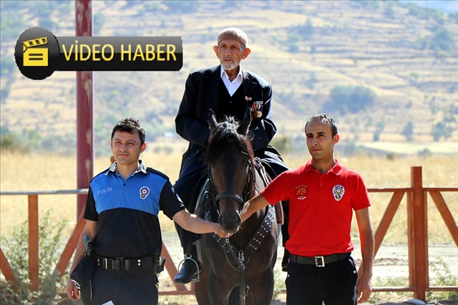 Gaziler ata bindi, stres attı 