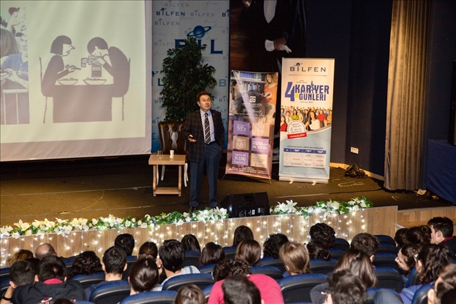 Lise Öğrencilerine Kariyer Semineri 