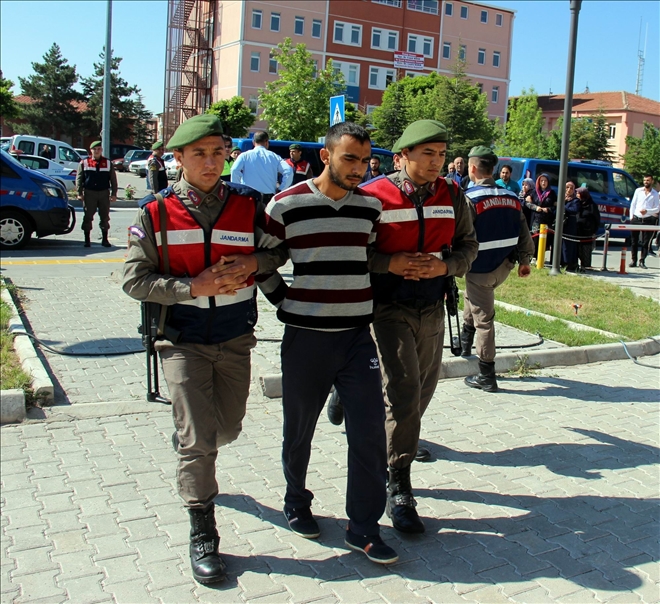 Akaryakıt istasyonundaki kar maskeli cinayette 5 sanığa ceza yağdı 