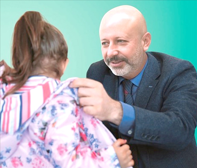 Başkan Çolakbayrakdar ihtiyaç sahiplerinin yanında 