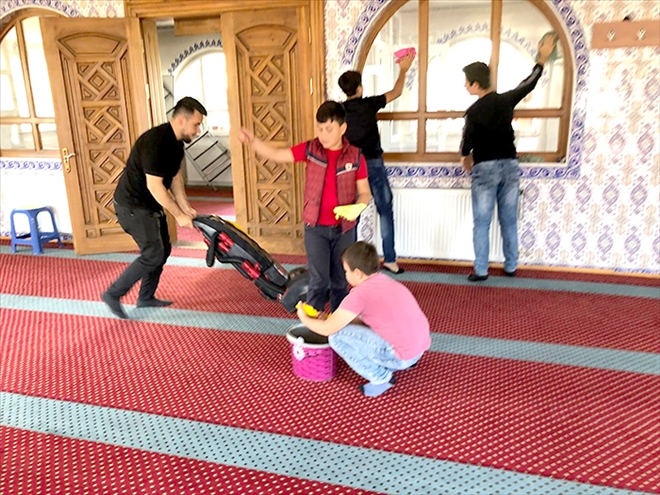 Yahyalı Ülkü Ocakları´ndan Sosyal Sorumluluk Projesi 