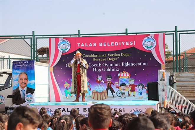 EĞLENDİRİRKEN ÖĞRETİYOR! 