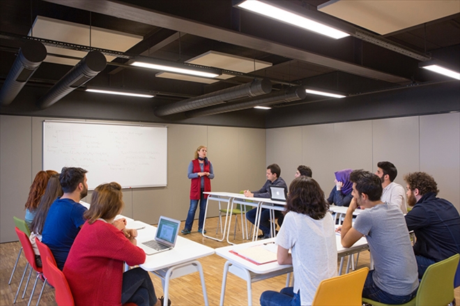 AGÜ, Akademik Performansta 2. Sırada 