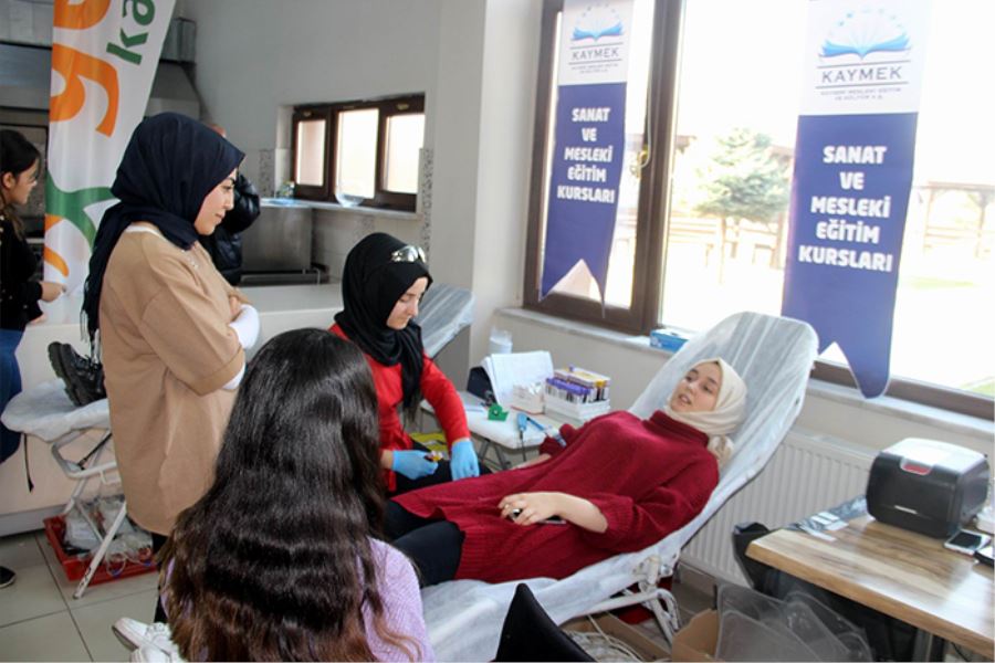 KAYMEK personel ve öğrencileri kan bağışında bulundu 