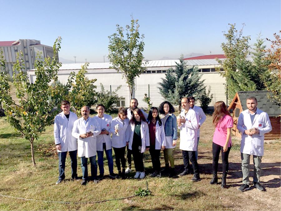 ”İnsanlar doğal yaşamı da görsünler diye Gelengi bahçesini kurduk” 