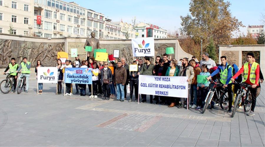 Furya Derneği, otizmli çocuklar için yürüdü 