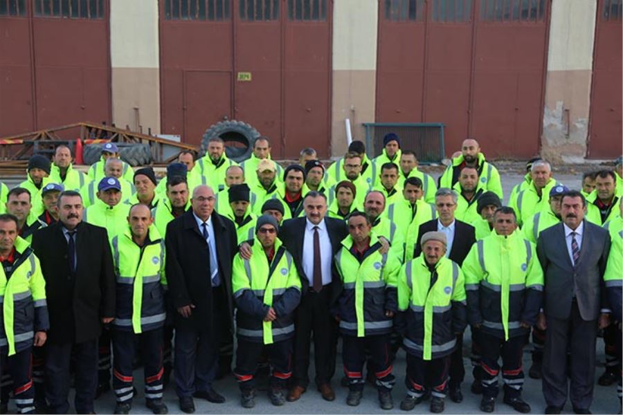Develi’de ekiplerin kış hazırlıkları devam ediyor 