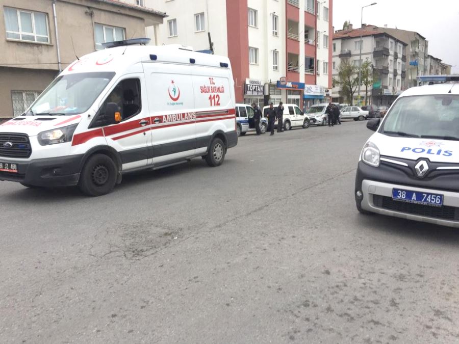 Haciz için gelenlere silahla direndi 