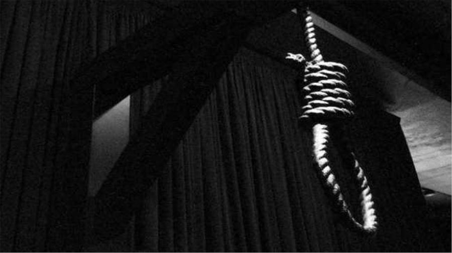 86 yaşındaki adam kendini astı