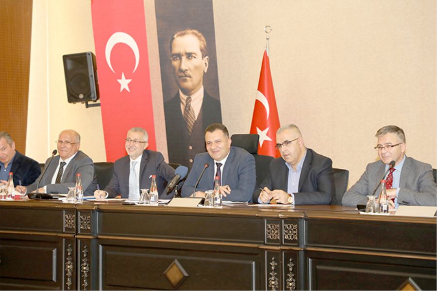 Arsa satışından 10.7 milyon 